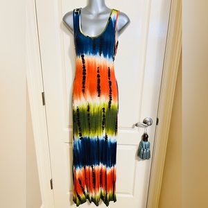 Soft  Colorful Jersey knit Maxi Dress. Size LARGE. Has Great Stretch.